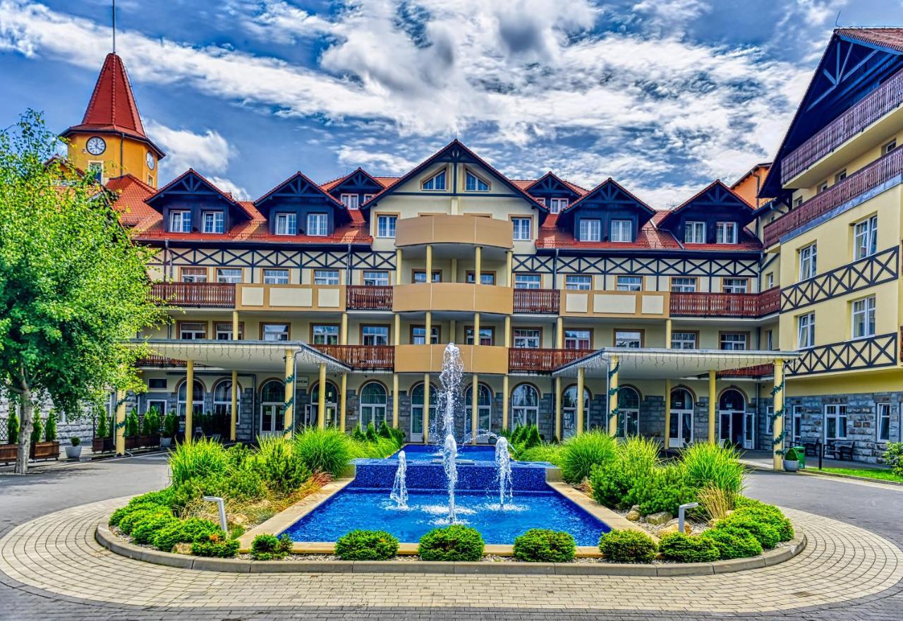 St Lukas Medical & Spa Świeradów-Zdrój Buitenkant foto