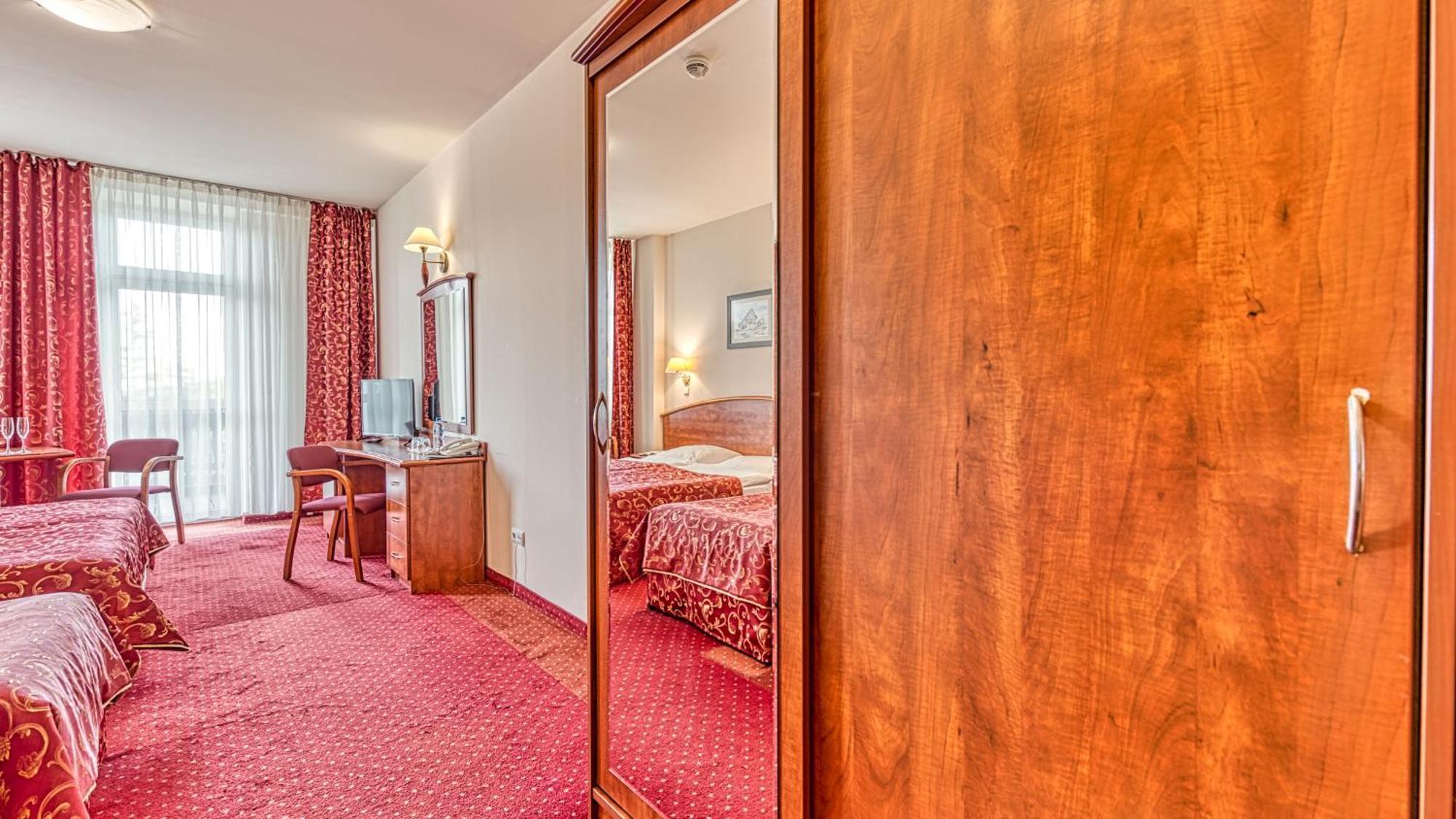 St Lukas Medical & Spa Świeradów-Zdrój Buitenkant foto